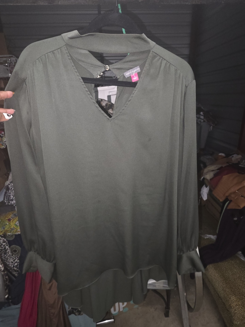 Vince Camuto Olive Green V-Neck Long Sleeve Tunic